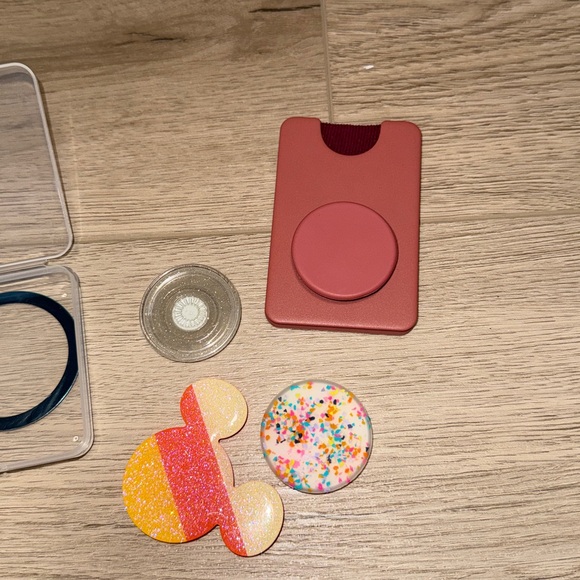 PopSocket Bundle - Picture 3 of 6